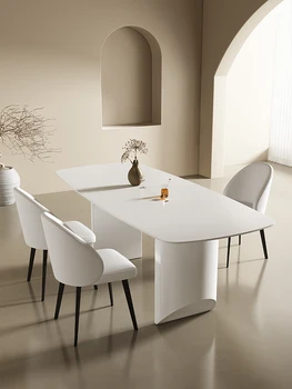 Por encargo de la roca blanca de mesa, la pequeña de la familia, la intención minimalista crema de mesa de comedor de estilo, de lujo, moderno y simple rectángulo